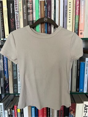 Two Old Navy Ribbed Basic Short-Sleeve baby Tees in Taupe and Black